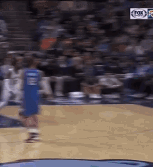 Melo Catch And Shoot GIF - Melo Catch And Shoot Triple GIFs