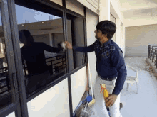 Clean Cleaning GIF - Clean Cleaning Window GIFs