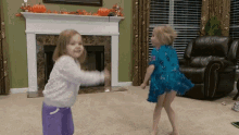 Taryn And Riley Dance GIF - Taryn And Riley Dance GIFs