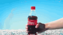 Coca Cola Commercial GIF - Coca Cola Commercial Japanese GIFs