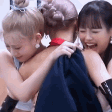 Loona Yves Kim Lip Chuu Hugging Biting Her Tearing Her Flesh Violently Zombie Attack Brutal Gruesome GIF