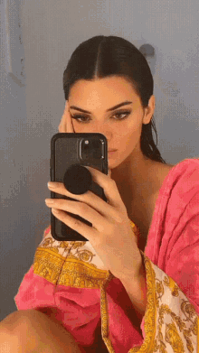 Kendall Jenner Glow Up GIF - Kendall Jenner Glow Up Hey GIFs