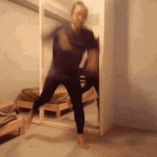 Just Dance Dance Moves GIF - Just Dance Dance Moves Let Me Think About It GIFs