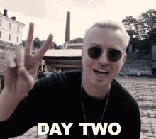 Day Two Second Day GIF - Day Two Second Day Peace Sign GIFs
