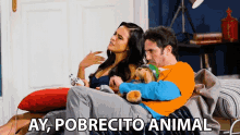 Ay Pobrecito Animal Pedro Medina GIF - Ay Pobrecito Animal Pedro Medina Vecinos GIFs