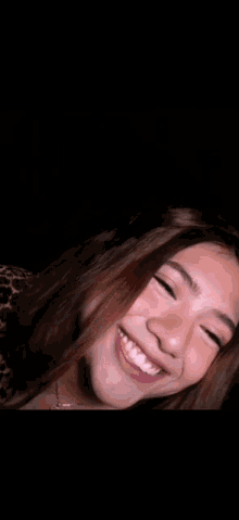 Selfie Smile GIF - Selfie Smile Pretty GIFs