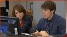 Oh Thats Right Im Sorry Jake Lacy GIF - Oh Thats Right Im Sorry Jake Lacy Ellie Kemper GIFs