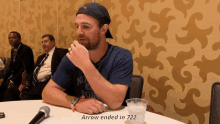 Stephen Amell Arrow GIF - Stephen Amell Arrow Arrow Ended In722 GIFs
