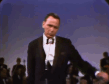 This Is For You Frank Sinatra GIF - This Is For You Frank Sinatra Heres To You GIFs