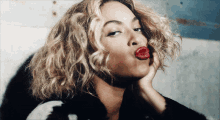 Beyonce Red Lips GIF - Beyonce Red Lips Kiss GIFs