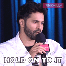 Hold On To It Pinkvilla GIF - Hold On To It Pinkvilla Cling To It GIFs