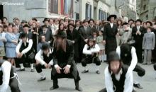 GIF