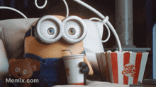 despicable me minions minion its movie time lets watch movies