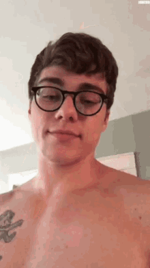Blake Mitchell Selfie GIF - Blake Mitchell Selfie Pout GIFs