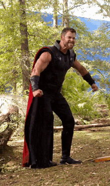 Thor Oh Yeah GIF - Thor Oh Yeah Look At Me GIFs