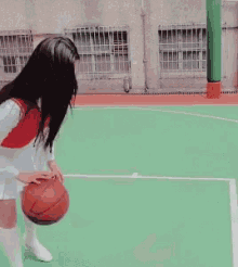 Hyunjin Dribble GIF - Hyunjin Dribble Basketball GIFs