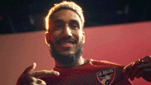 Pointing At The Badge Jesus Ferreira GIF - Pointing At The Badge Jesus Ferreira Fc Dallas GIFs