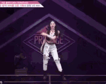 왕이런-이채연-김민주 춤 파워 막춤 댄싱 댄스 클럽 GIF - Chae Yeon Lee Produce48 Dancing GIFs