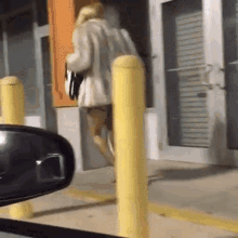 Joanne The Scammer Running Away GIF - Joanne The Scammer Running Away GIFs