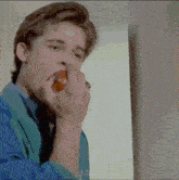 Brad Pitt Eating GIF - Brad Pitt Eating Chewing GIFs