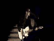 Matt Bellamy Guitar GIF - Matt Bellamy Guitar Muse GIFs