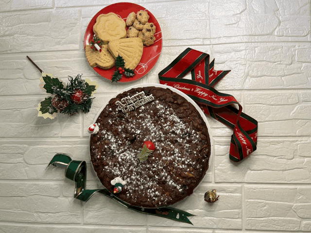 Merry Christmas Round Cake – Magic Bakers, Delicious Cakes