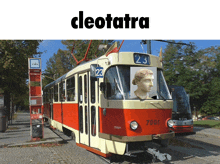 Tram Cleopatra GIF