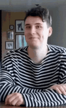 Yes Laughing GIF - Yes Laughing Dan And Phil GIFs