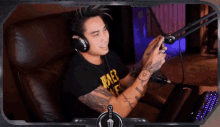 Oh No Anthony Kongphan GIF - Oh No Anthony Kongphan Oh My God GIFs