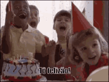 Feliz GIF - Party Kid Excited GIFs