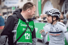 Cecilie Uttrup Ludwig Cycling GIF - Cecilie Uttrup Ludwig Cycling Talking GIFs