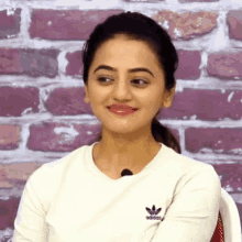 helly shah smile