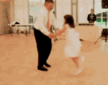 Amaia Meiga Daughter GIF - Amaia Meiga Daughter Dad And Daughter GIFs