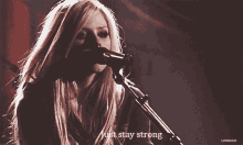 Avril Lavigne Just Stay Strong GIF - Avril Lavigne Just Stay Strong Stay Strong GIFs