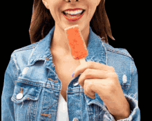 Holistik Fruit Popsicle GIF - Holistik Fruit Popsicle Eating GIFs