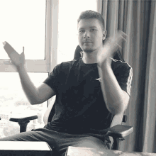 Clapping Puppey GIF - Clapping Puppey Clement Ivanov GIFs