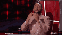 Blow Kiss John Legend GIF - Blow Kiss John Legend The Voice GIFs