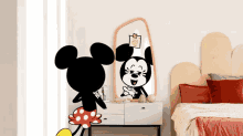 Minnie Mouse Disney GIF - Minnie Mouse Disney Minnie GIFs