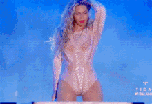 Beyonce Hot GIF - Beyonce Hot Stand GIFs