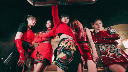 Gidle Tomboy Tomboy GIF - Gidle Tomboy Tomboy Kpop - Discover & Share GIFs