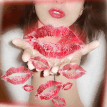Flower Kiss GIF - Flower Kiss Glowing GIFs