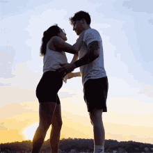 Kissing In The Sunset Melissa GIF - Kissing In The Sunset Melissa Nufo GIFs
