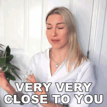 Very Very Close To You Tracy Kiss GIF - Very Very Close To You Tracy Kiss Near To You GIFs