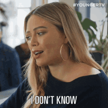 I Dont Know Kelsey Peters GIF - I Dont Know Kelsey Peters Younger GIFs
