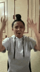 Filipino Deaf Filipino Sign Language GIF - Filipino Deaf Filipino Sign Language Clap Learn Lesson GIFs
